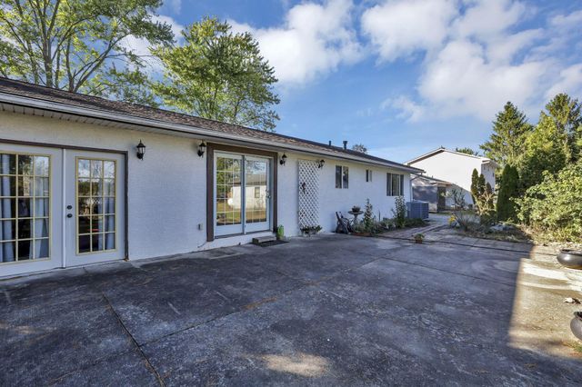 4464 Reynolds Road, Centerburg, OH 43011