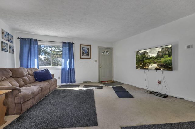 4464 Reynolds Road, Centerburg, OH 43011