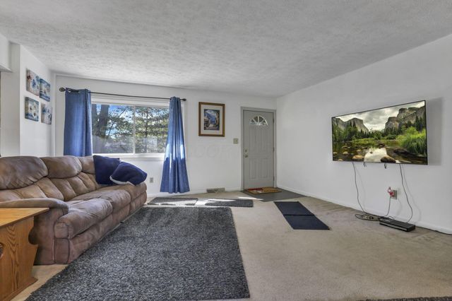 4464 Reynolds Road, Centerburg, OH 43011