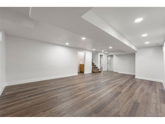 3015 Quebec St, Denver, CO 80207