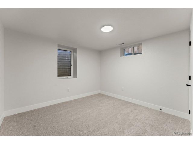 3015 Quebec St, Denver, CO 80207