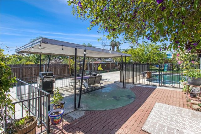 34790 Pecan, Yucaipa, CA 92399