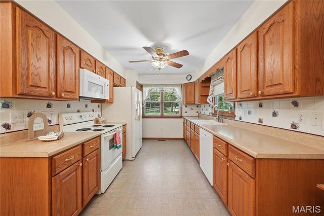 7957 County Line Road, Robertsville, MO 63072