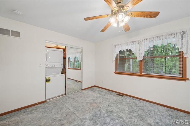 7957 County Line Road, Robertsville, MO 63072