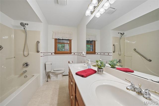7957 County Line Road, Robertsville, MO 63072