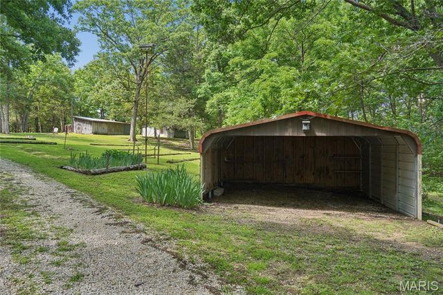 7957 County Line Road, Robertsville, MO 63072