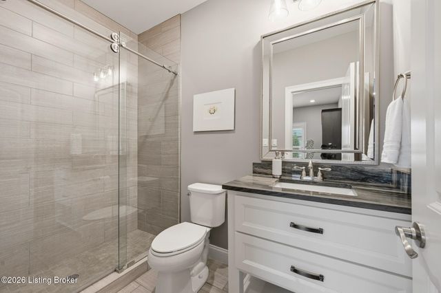 4945 Spring Farm Rd, Prospect, KY 40059