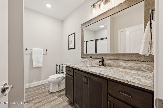 4945 Spring Farm Rd, Prospect, KY 40059