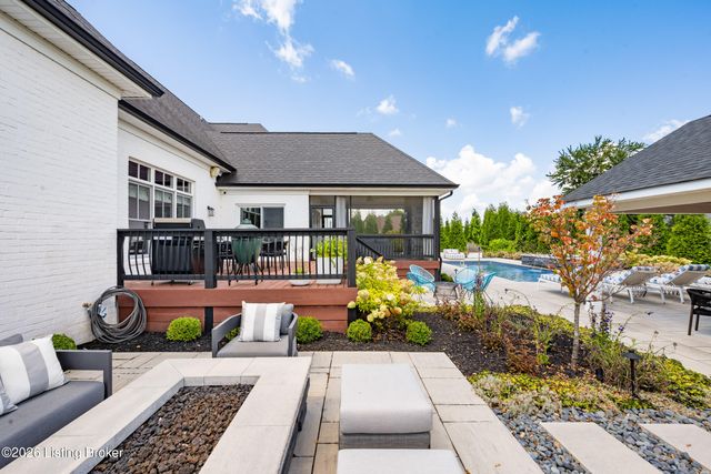4945 Spring Farm Rd, Prospect, KY 40059
