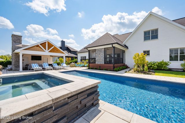 4945 Spring Farm Rd, Prospect, KY 40059