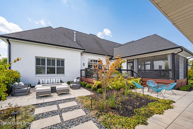4945 Spring Farm Rd, Prospect, KY 40059