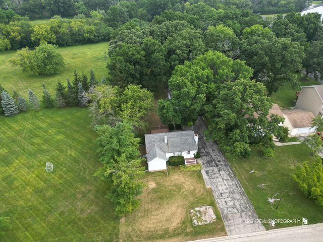 3152 27th Street, Zion, IL 60099