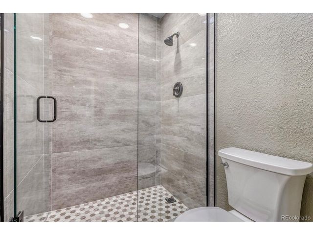 8024 S Kewaunee St, Aurora, CO 80016