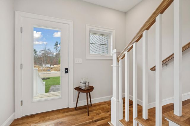 17 Copps Drive, Rochester, NH 03809