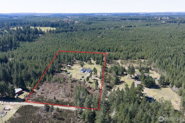 280 W Newberry Lane, Elma, WA 98541
