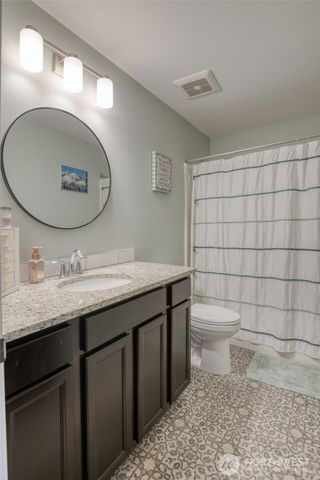 280 W Newberry Lane, Elma, WA 98541