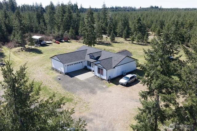 280 W Newberry Lane, Elma, WA 98541