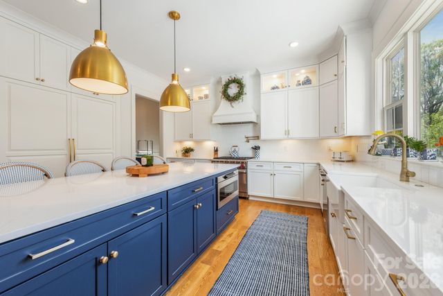 511 Lorna Street, Charlotte, NC 28205