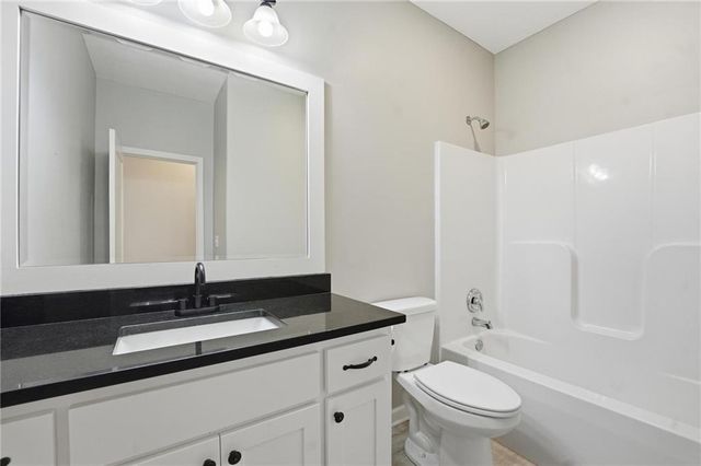 2209 Greenfield Court, Kearney, MO 64060