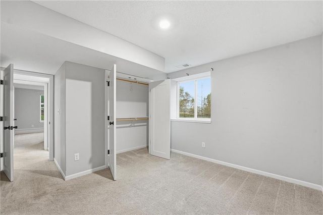 2209 Greenfield Court, Kearney, MO 64060