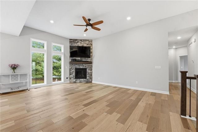 2209 Greenfield Court, Kearney, MO 64060