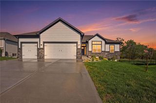 2209 Greenfield Court, Kearney, MO 64060