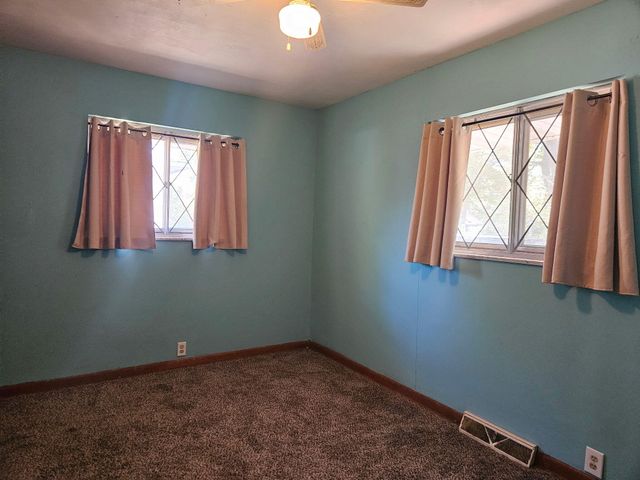 305 Maplewood Court, Mountain View, MO 65548