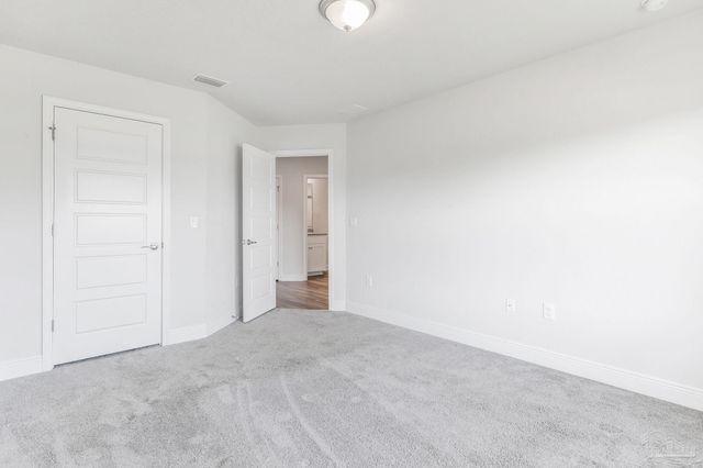 5176 Emmaline Ln, Milton, FL 32570