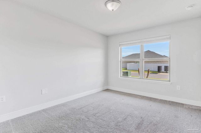 5176 Emmaline Ln, Milton, FL 32570