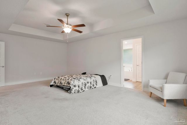 5176 Emmaline Ln, Milton, FL 32570