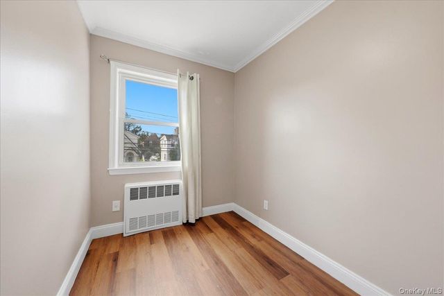 4048 Seton Avenue, Bronx, NY 10466