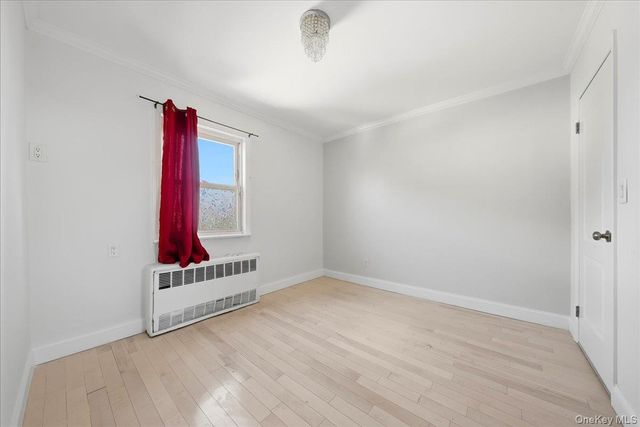 4048 Seton Avenue, Bronx, NY 10466