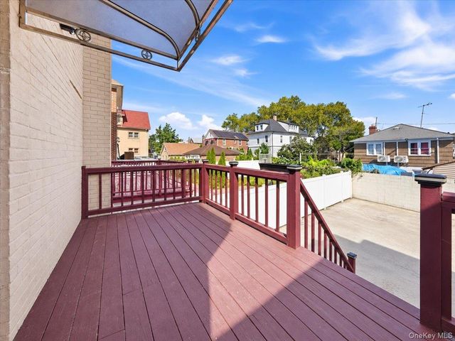 4048 Seton Avenue, Bronx, NY 10466