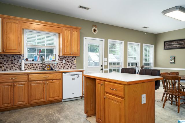 7484 OLD DIXIANA ROAD, Pinson, AL 35126