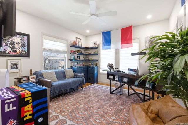 434 Thelma, Olmos Park, TX 78212