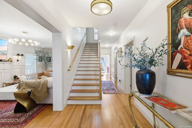 434 Thelma, Olmos Park, TX 78212