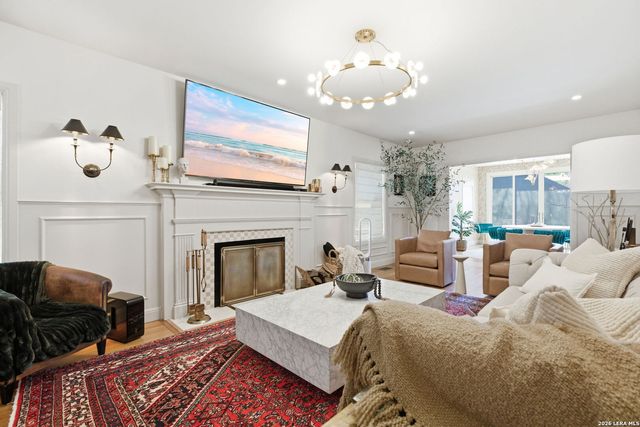 434 Thelma, Olmos Park, TX 78212