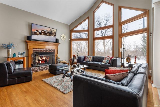 1301 Turnberry Lane, Fort Wayne, IN 46814