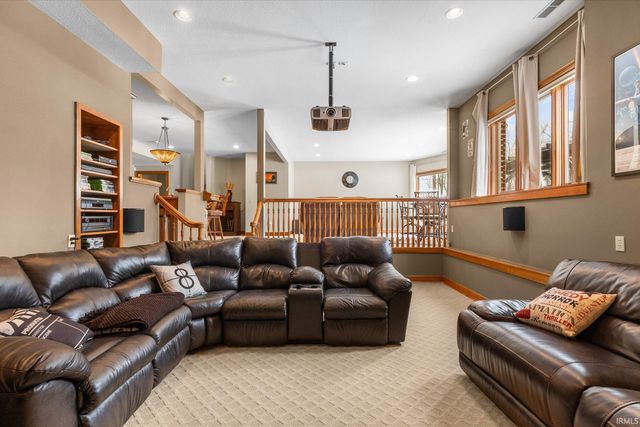 1301 Turnberry Lane, Fort Wayne, IN 46814