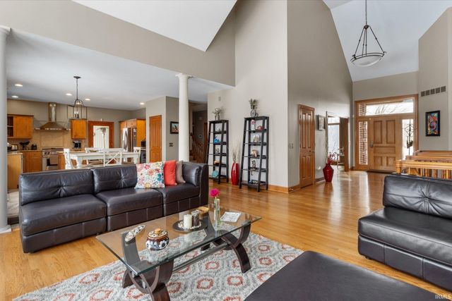 1301 Turnberry Lane, Fort Wayne, IN 46814