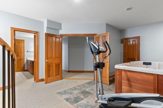 1301 Turnberry Lane, Fort Wayne, IN 46814