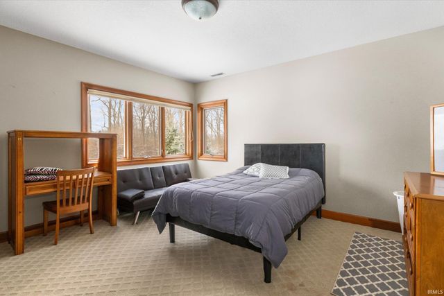 1301 Turnberry Lane, Fort Wayne, IN 46814