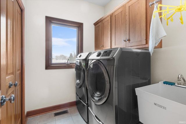 1301 Turnberry Lane, Fort Wayne, IN 46814