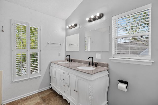 6003 Sandlewood Court, Charleston, SC 29414