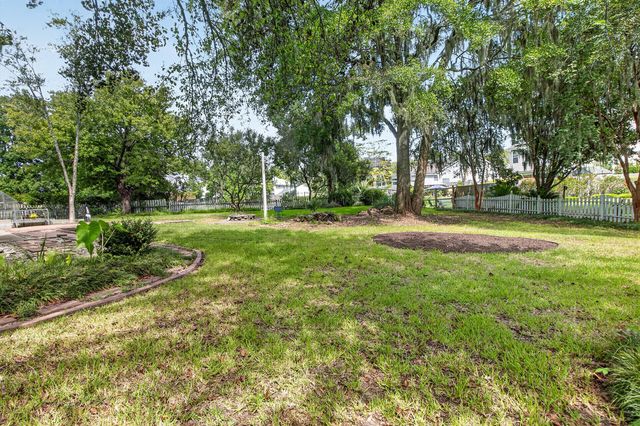 6003 Sandlewood Court, Charleston, SC 29414
