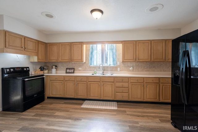 326 W Spring Street, Bluffton, IN 46714