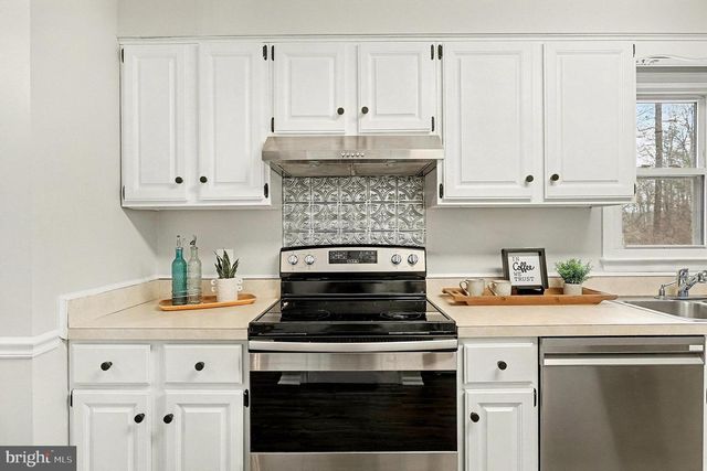 2918 MOUNTAIN VIEW RD, Stafford, VA 22556