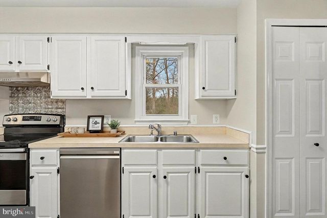 2918 MOUNTAIN VIEW RD, Stafford, VA 22556