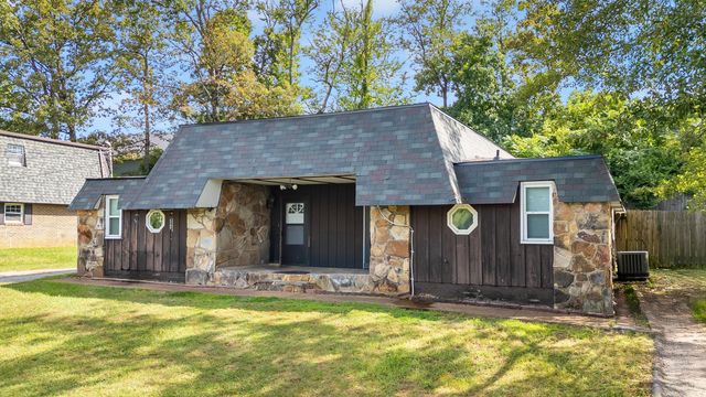 5227 Hickory Nut Lane 1-2, Hixson, TN 37343