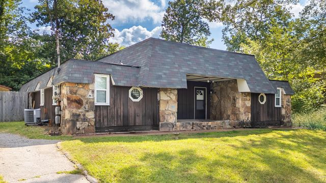 5227 Hickory Nut Lane 1-2, Hixson, TN 37343